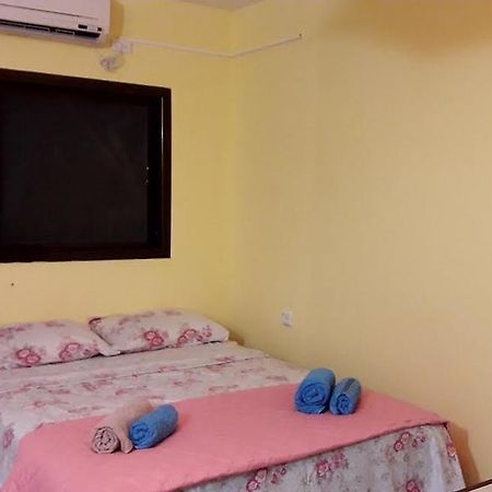 Lesanel - Guest House Arad Kültér fotó