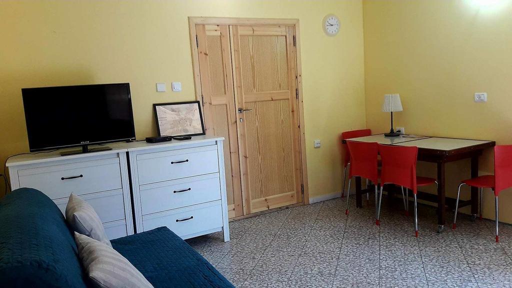 Lesanel - Guest House Arad Kültér fotó